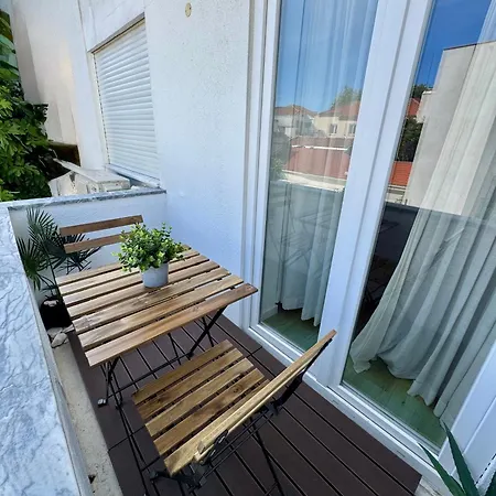 Apartament T1 Valbom Віавіа